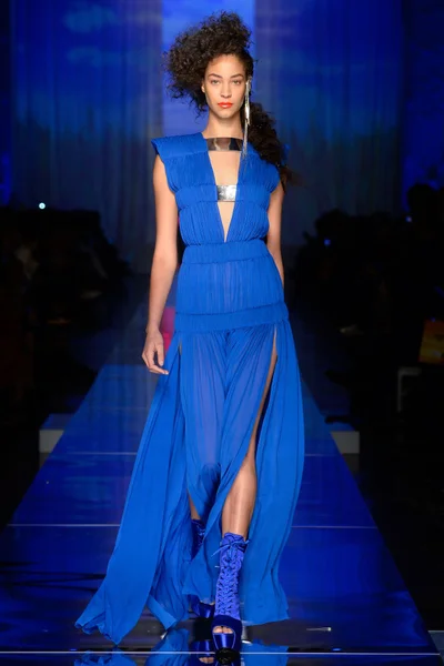 Look 36